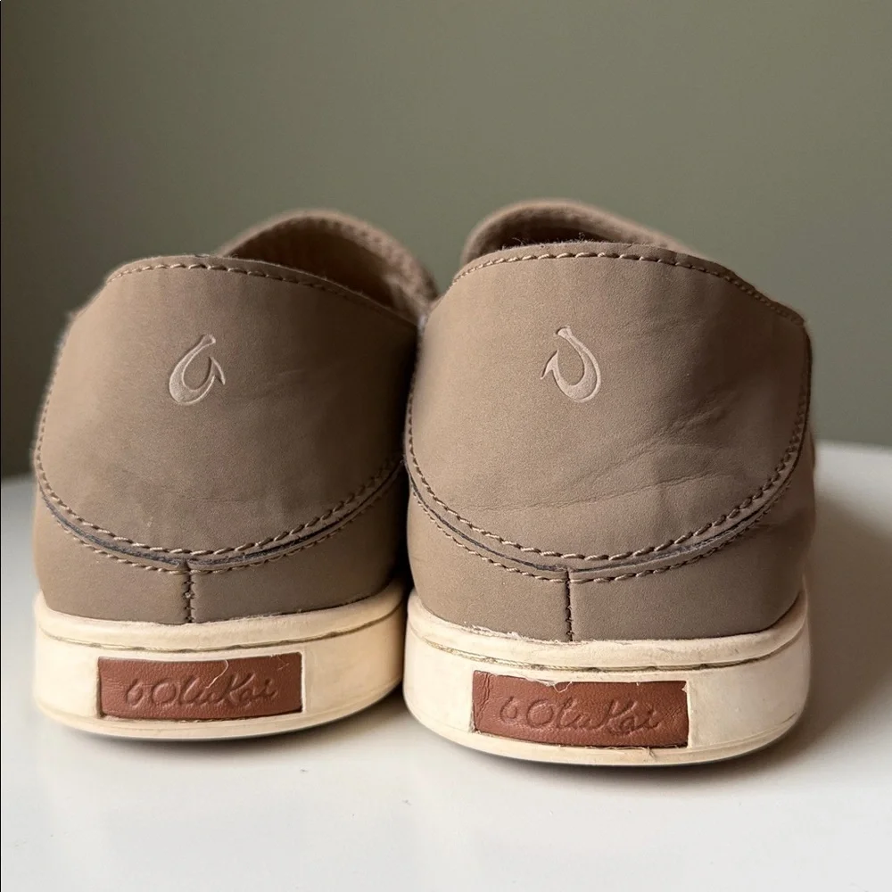 OluKai® Pehuea casual shoes Anatomical Contoured Footbed Drop In Heel Khaki US 9